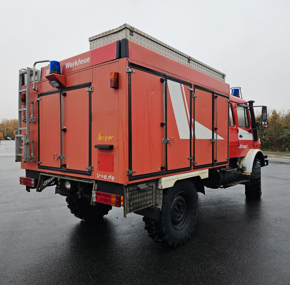 Unimog U4000 4x4 DOKA Tanklöschfahrzeug Feuerwehr - משאית מכל: תמונה 5 Unimog U4000 4x4 DOKA Tanklöschfahrzeug Feuerwehr - משאית מכל: תמונה 5