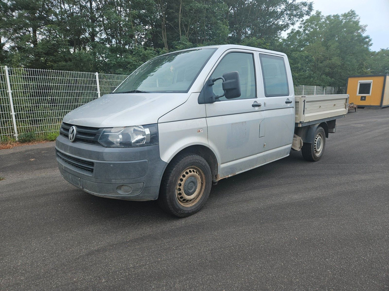 Volkswagen T5 DOKA Pritsche ALLRAD - כלי רכב מסחרי במיטה שטוחה: תמונה 3 Volkswagen T5 DOKA Pritsche ALLRAD - כלי רכב מסחרי במיטה שטוחה: תמונה 3