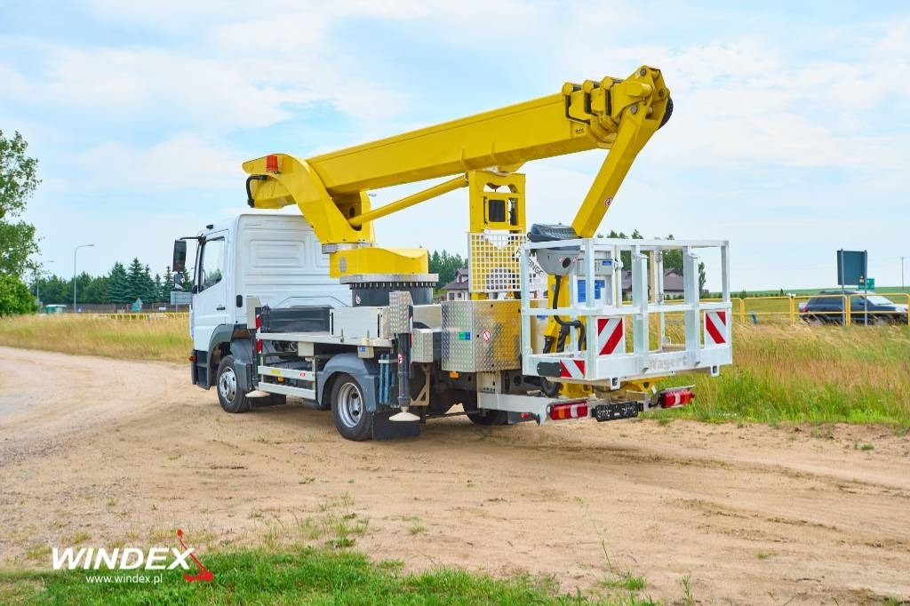 Palfinger P 300 KS - פלטפורמה אווירית מותקנת על משאית: תמונה 5 Palfinger P 300 KS - פלטפורמה אווירית מותקנת על משאית: תמונה 5