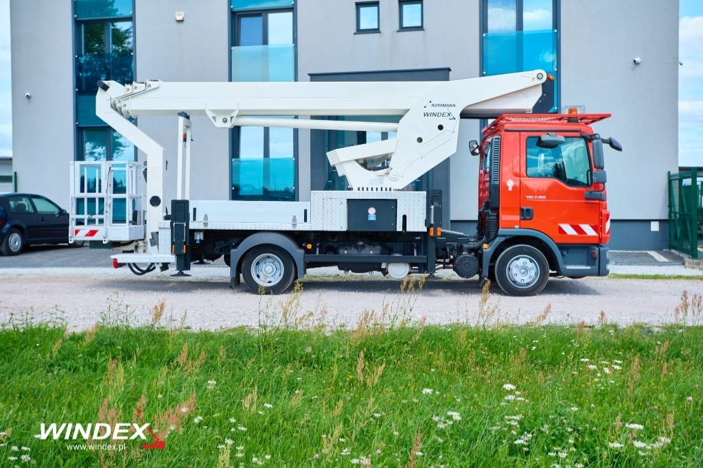 Ruthmann T 300 - פלטפורמה אווירית מותקנת על משאית: תמונה 3 Ruthmann T 300 - פלטפורמה אווירית מותקנת על משאית: תמונה 3