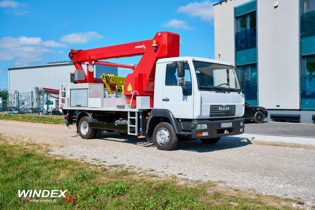 Wumag WT 170 - פלטפורמה אווירית מותקנת על משאית: תמונה 2 Wumag WT 170 - פלטפורמה אווירית מותקנת על משאית: תמונה 2