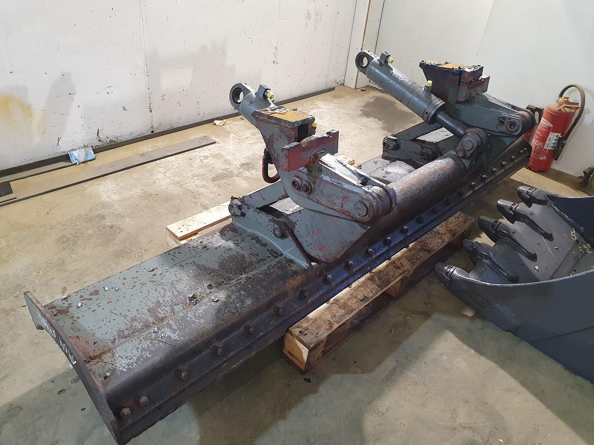 Atlas 1404 - צרופה: תמונה 1 Atlas 1404 - צרופה: תמונה 1