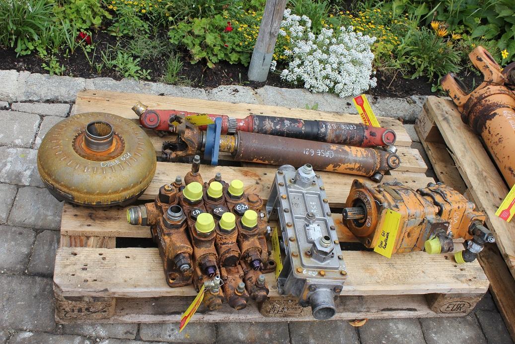 Case 621 - תמסורת עבור מכונת בנייה: תמונה 3 Case 621 - תמסורת עבור מכונת בנייה: תמונה 3