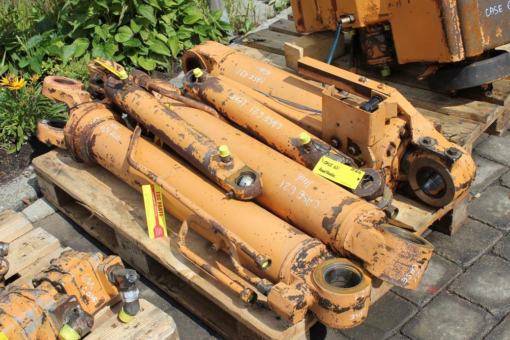 Case 621 - צילינדר הידרולי עבור מכונת בנייה: תמונה 5 Case 621 - צילינדר הידרולי עבור מכונת בנייה: תמונה 5
