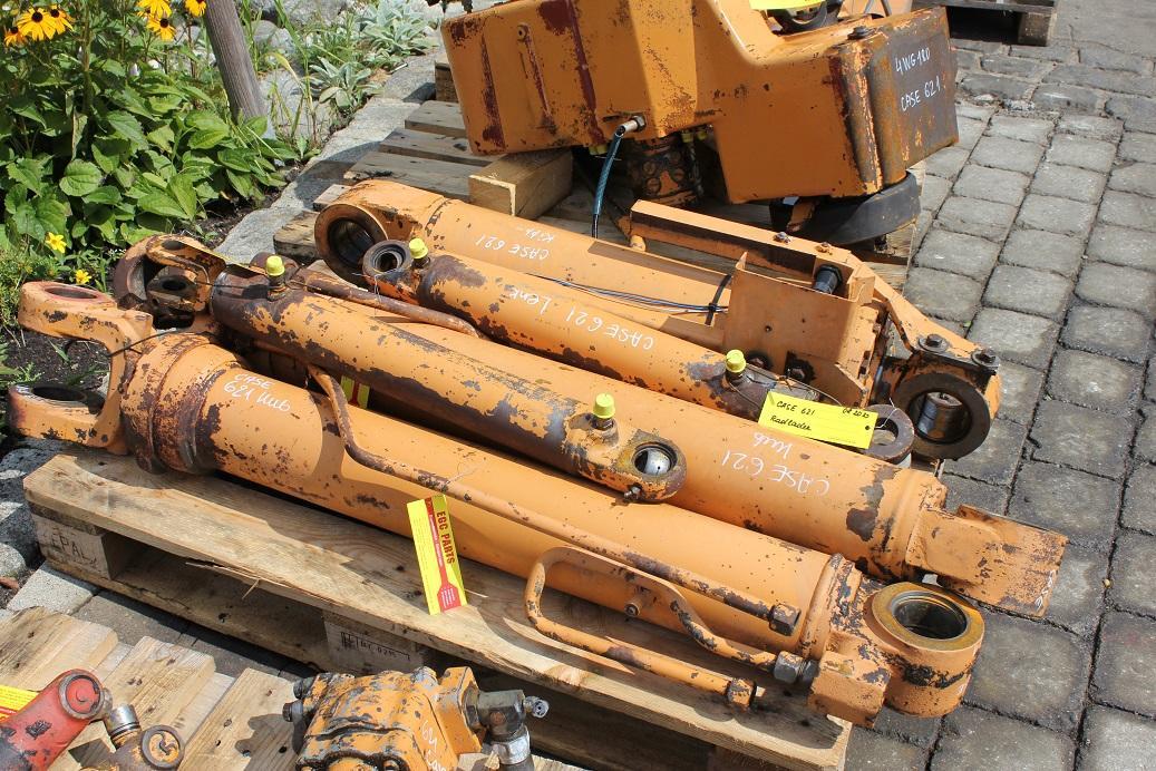 Case 621 - צילינדר הידרולי עבור מכונת בנייה: תמונה 4 Case 621 - צילינדר הידרולי עבור מכונת בנייה: תמונה 4