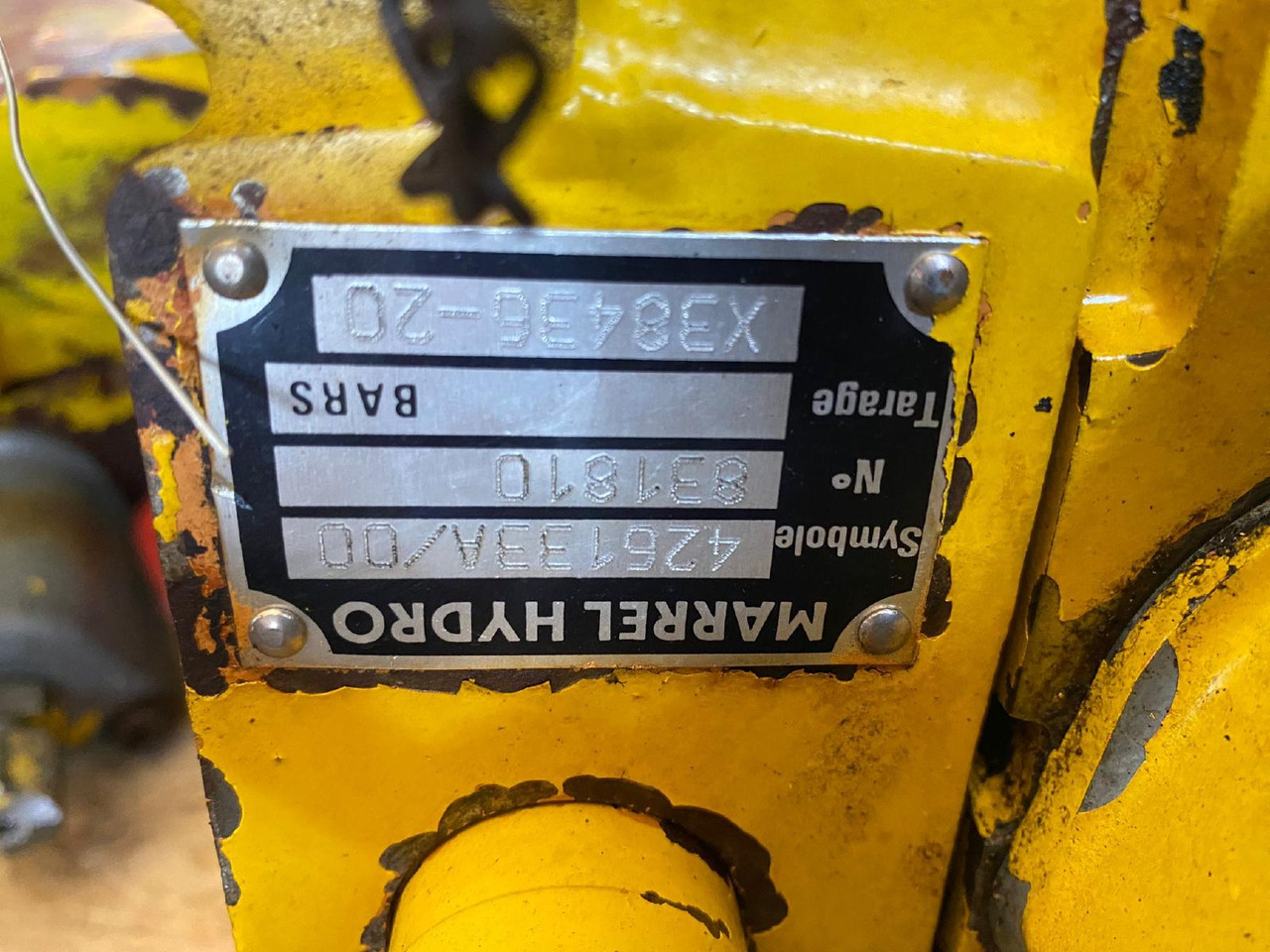 Case 888 P - שסתום הידרולי עבור מכונת בנייה: תמונה 5 Case 888 P - שסתום הידרולי עבור מכונת בנייה: תמונה 5