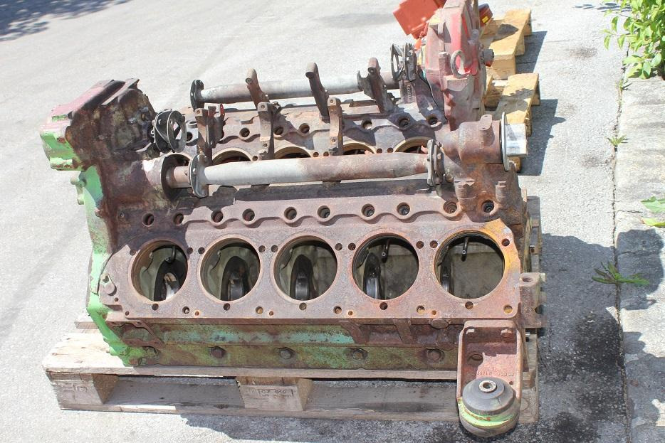 Deutz F10L413 - בלוק צילינדר עבור מכונת בנייה: תמונה 3 Deutz F10L413 - בלוק צילינדר עבור מכונת בנייה: תמונה 3