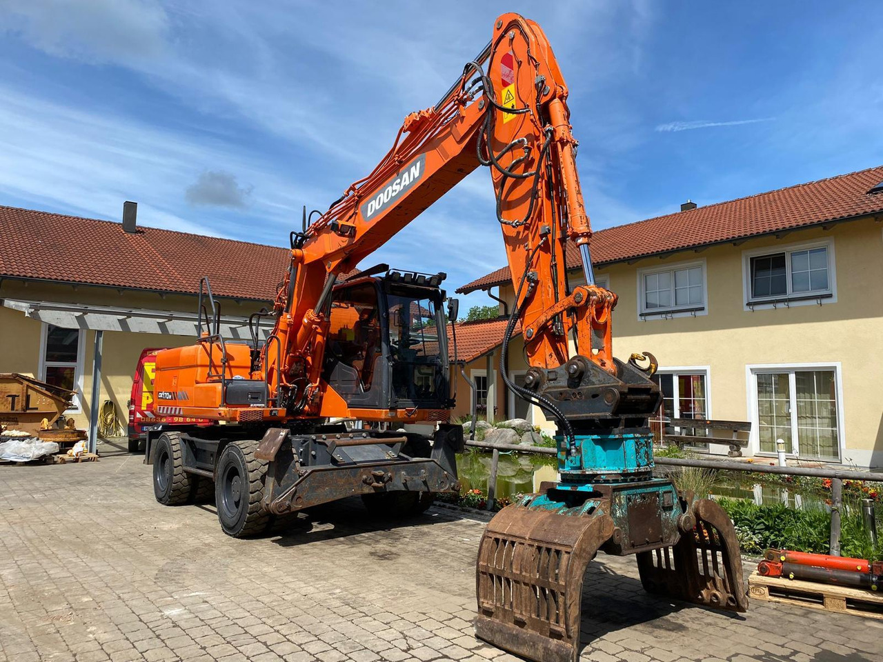 Doosan DX 170 W - מחפר גלגלים: תמונה 2 Doosan DX 170 W - מחפר גלגלים: תמונה 2