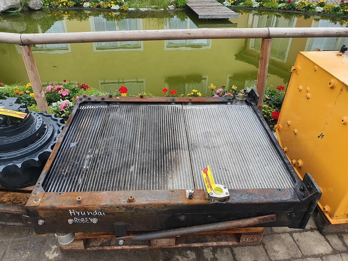 Hyundai Robex 220 LC 9A - מערכת קירור עבור מכונת בנייה: תמונה 3 Hyundai Robex 220 LC 9A - מערכת קירור עבור מכונת בנייה: תמונה 3