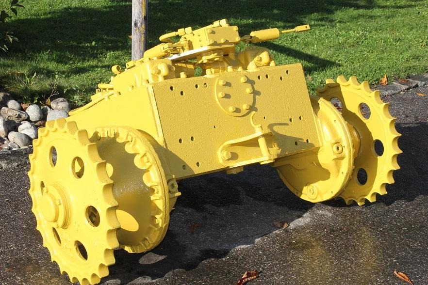 Komatsu D21 - הנעה סופית עבור מכונת בנייה: תמונה 3 Komatsu D21 - הנעה סופית עבור מכונת בנייה: תמונה 3