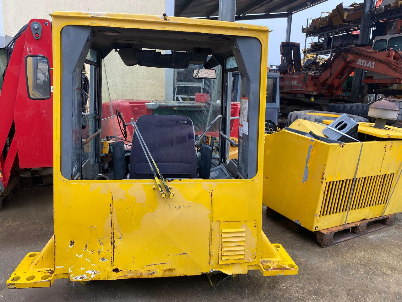 Komatsu WA 470-3 - תא עבור מכונת בנייה: תמונה 2 Komatsu WA 470-3 - תא עבור מכונת בנייה: תמונה 2