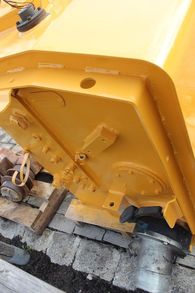 Liebherr A 904 C LIT - מכל דלק עבור מכונת בנייה: תמונה 4 Liebherr A 904 C LIT - מכל דלק עבור מכונת בנייה: תמונה 4