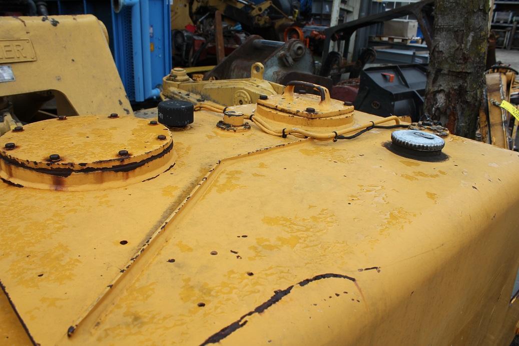 Liebherr A922LIT - חלקי חילוף עבור מחפר: תמונה 4 Liebherr A922LIT - חלקי חילוף עבור מחפר: תמונה 4