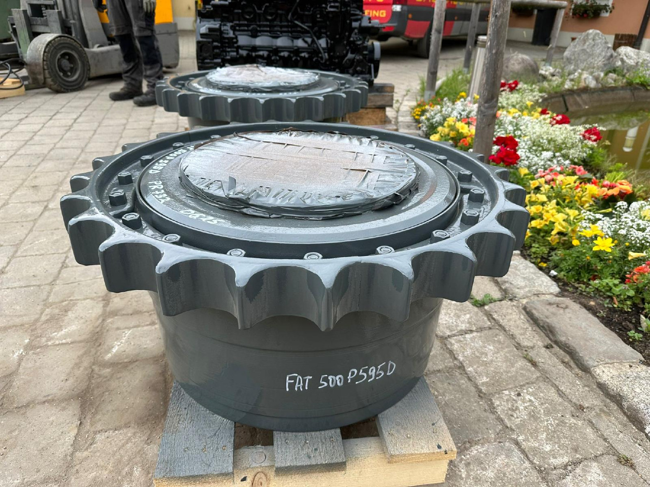 Liebherr FAT 500P595D aus PR 732 - הנעה סופית עבור מכונת בנייה: תמונה 2 Liebherr FAT 500P595D aus PR 732 - הנעה סופית עבור מכונת בנייה: תמונה 2