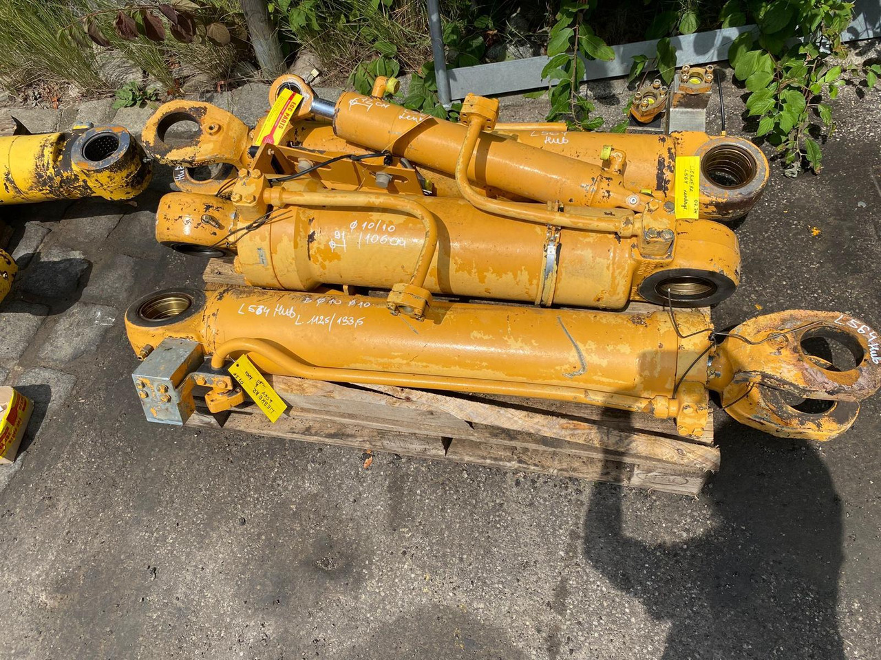 Liebherr L 564 - צילינדר הידרולי עבור מכונת בנייה: תמונה 5 Liebherr L 564 - צילינדר הידרולי עבור מכונת בנייה: תמונה 5