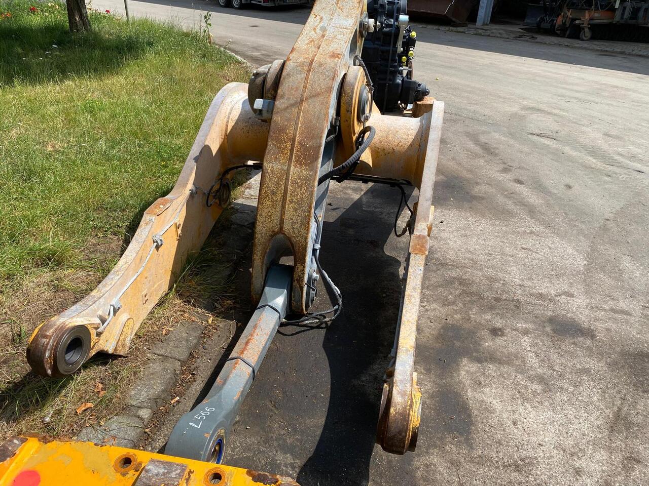 Liebherr L 566 - זרוע: תמונה 4 Liebherr L 566 - זרוע: תמונה 4