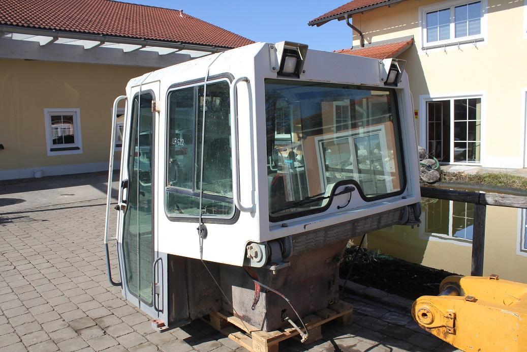 Liebherr LR 622 - תא עבור מכונת בנייה: תמונה 3 Liebherr LR 622 - תא עבור מכונת בנייה: תמונה 3