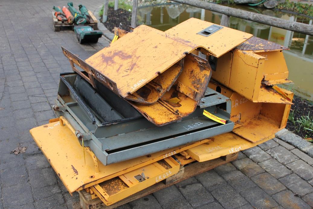 Liebherr LR 622 - גוף וחלק חיצוני עבור מעמיס זוחל: תמונה 4 Liebherr LR 622 - גוף וחלק חיצוני עבור מעמיס זוחל: תמונה 4