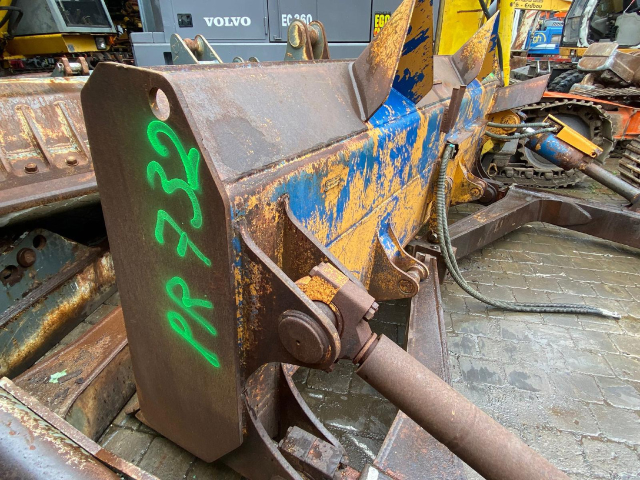 Liebherr PR 732 BL - צרופה: תמונה 1 Liebherr PR 732 BL - צרופה: תמונה 1