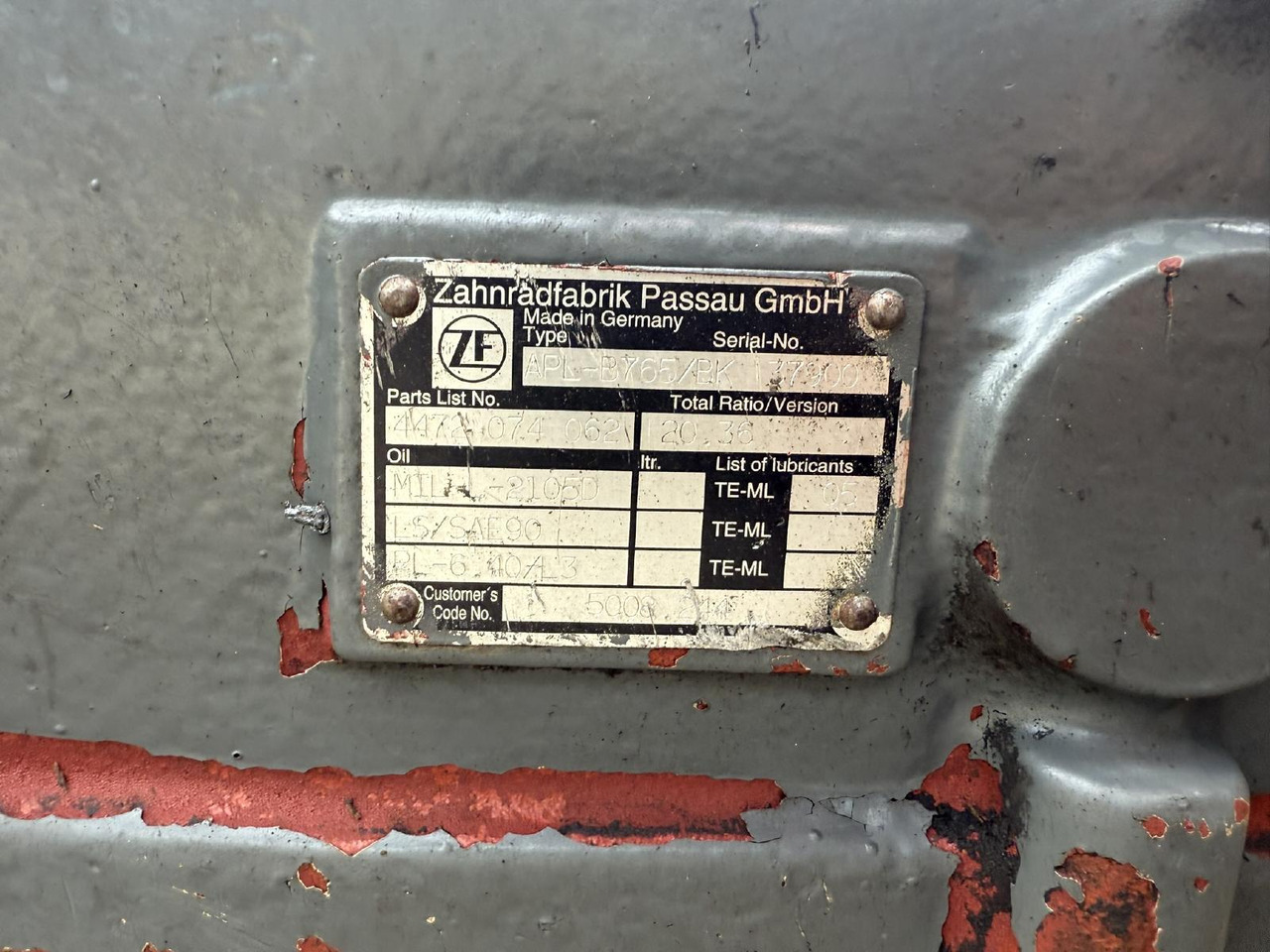 Liebherr ZF AP L B 765 aus LH 904 LIT - סרן וחלקים עבור מכונת בנייה: תמונה 3 Liebherr ZF AP L B 765 aus LH 904 LIT - סרן וחלקים עבור מכונת בנייה: תמונה 3