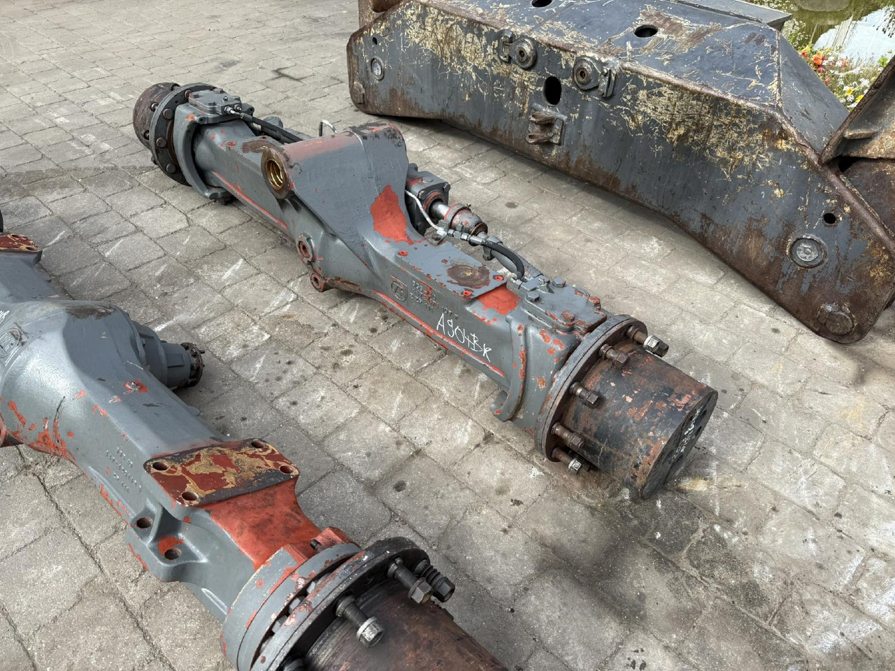 Liebherr ZF AP L B 765 aus LH 904 LIT - סרן וחלקים עבור מכונת בנייה: תמונה 5 Liebherr ZF AP L B 765 aus LH 904 LIT - סרן וחלקים עבור מכונת בנייה: תמונה 5