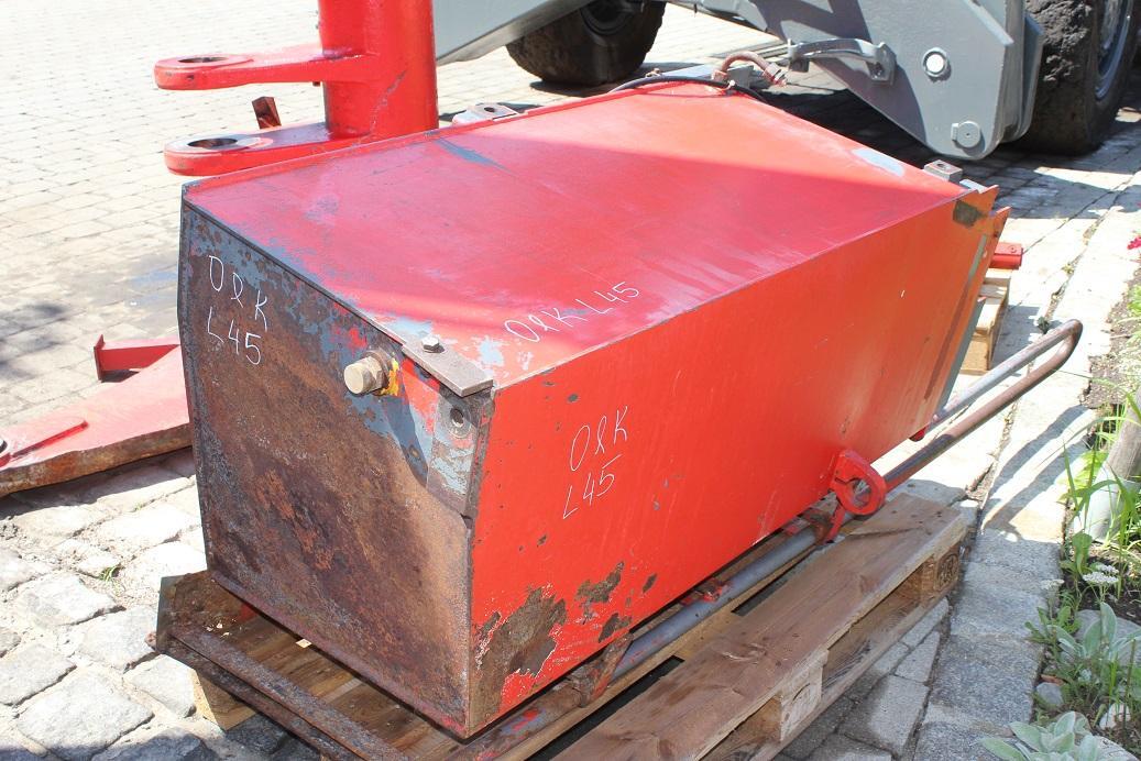 O&K L 45 - מכל דלק עבור מעמיס גלגלים: תמונה 2 O&K L 45 - מכל דלק עבור מעמיס גלגלים: תמונה 2