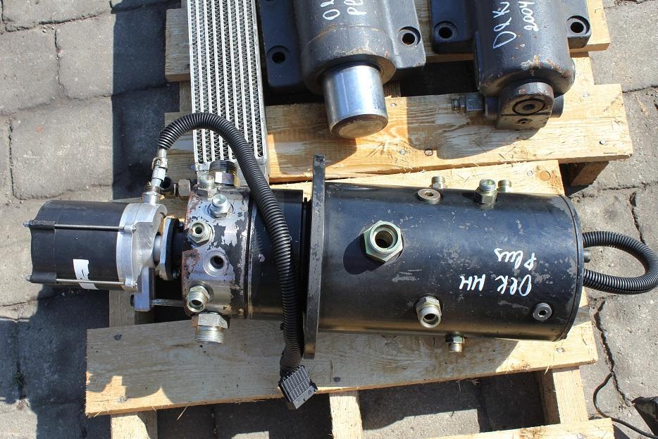 O&K MH plus / New Holland - חלקי הידרוליקה עבור מחפר גלגלים: תמונה 2 O&K MH plus / New Holland - חלקי הידרוליקה עבור מחפר גלגלים: תמונה 2