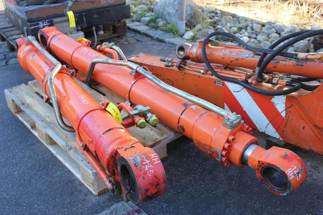 O&K RH 12,5 - צילינדר הידרולי עבור מחפר סורק: תמונה 3 O&K RH 12,5 - צילינדר הידרולי עבור מחפר סורק: תמונה 3