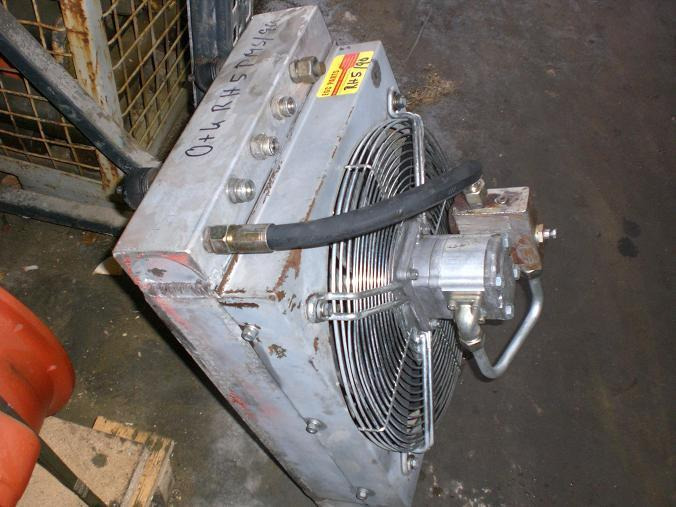 O&K RH 5 PMS - מקרר שמן עבור מכונת בנייה: תמונה 2 O&K RH 5 PMS - מקרר שמן עבור מכונת בנייה: תמונה 2