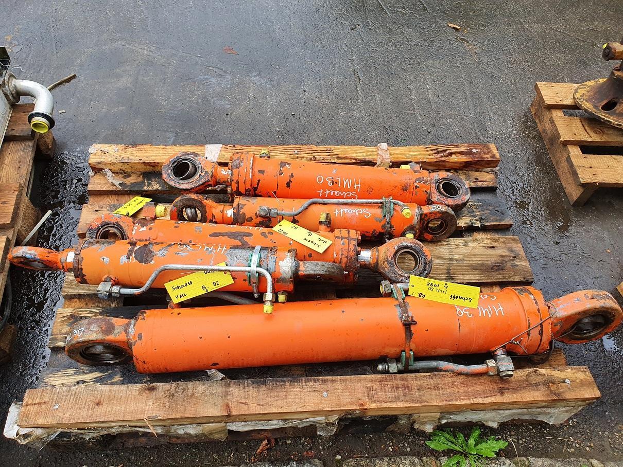 Schaeff HML 30 - צילינדר הידרולי עבור מכונת בנייה: תמונה 3 Schaeff HML 30 - צילינדר הידרולי עבור מכונת בנייה: תמונה 3