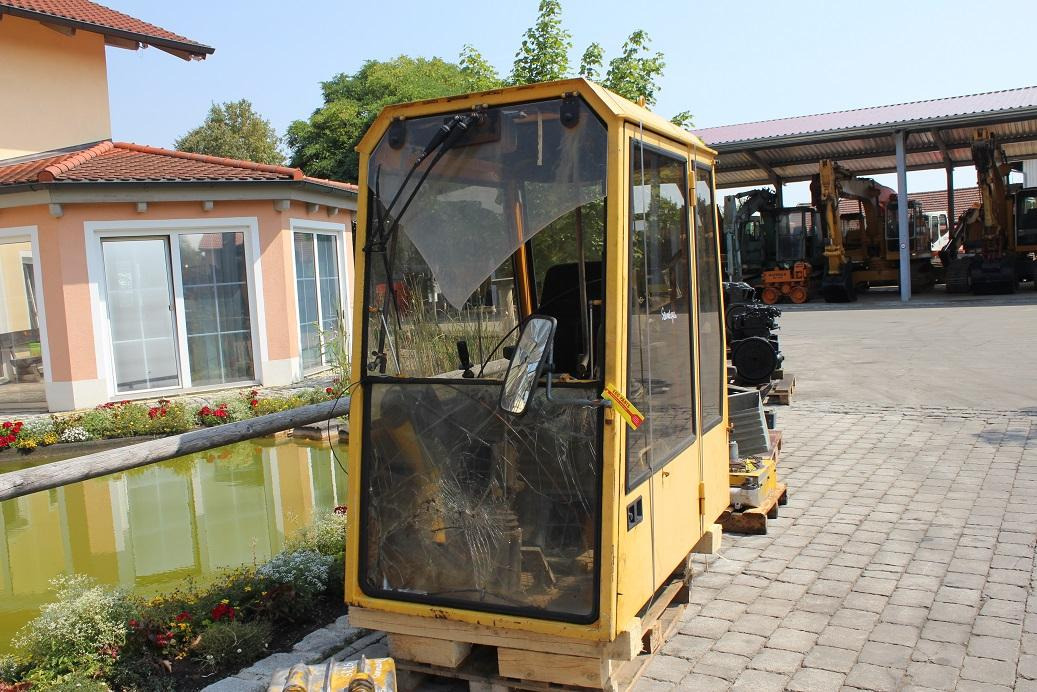 Sennebogen SR 26 - תא עבור מכונת בנייה: תמונה 2 Sennebogen SR 26 - תא עבור מכונת בנייה: תמונה 2