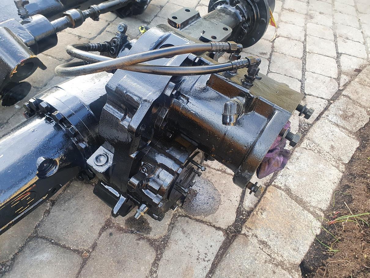 ZF 355 aus Dresser 625 - סרן וחלקים עבור מכונת בנייה: תמונה 3 ZF 355 aus Dresser 625 - סרן וחלקים עבור מכונת בנייה: תמונה 3