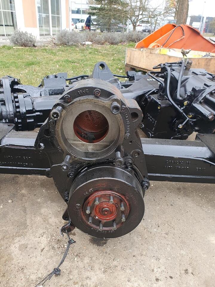 סרן וחלקים עבור מכונת בנייה Zeppelin Z 206 AP B 345: תמונה 10 סרן וחלקים עבור מכונת בנייה Zeppelin Z 206 AP B 345: תמונה 10