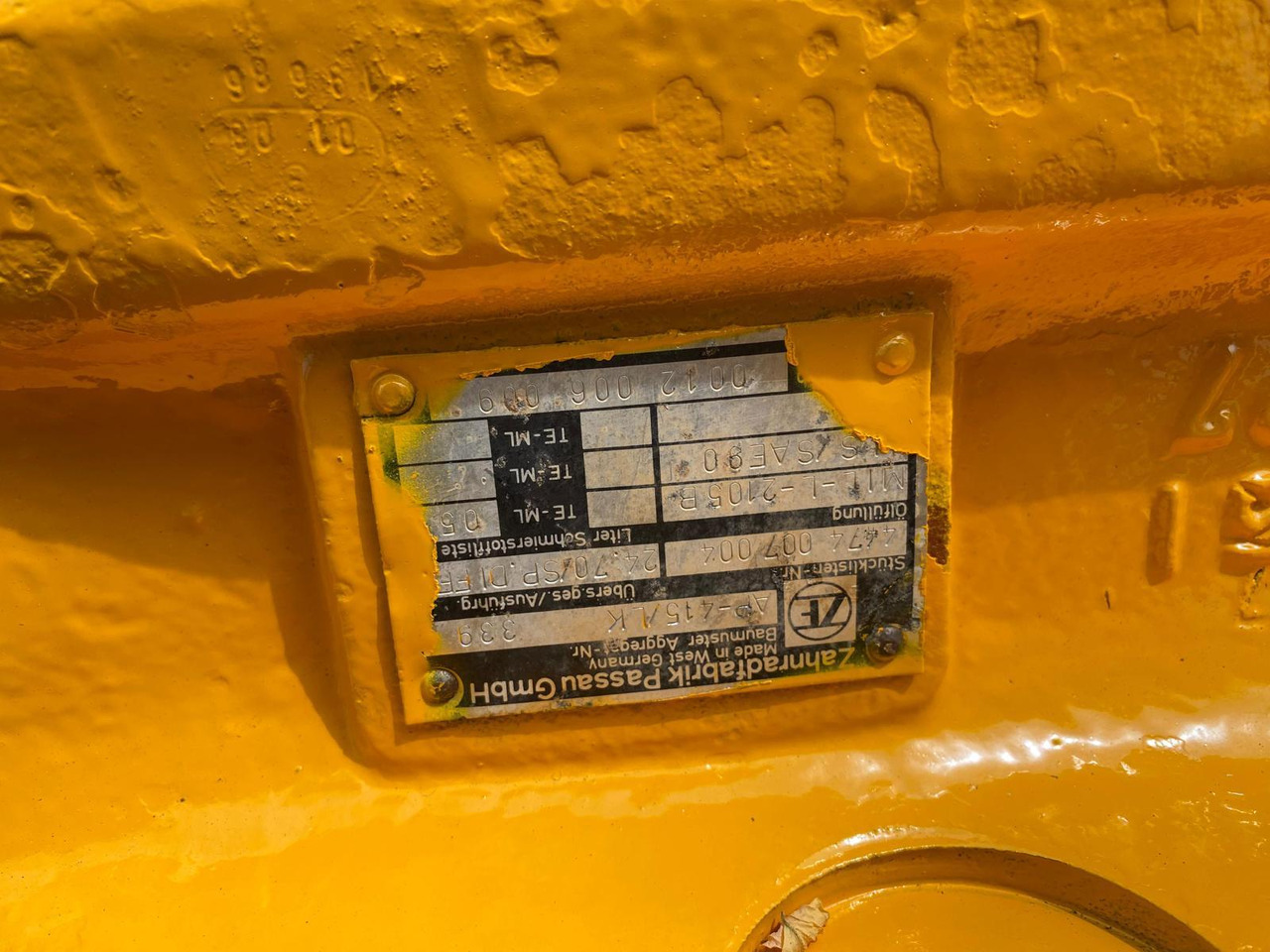 Zettelmeyer ZL 3001 ZF AP 411, AP415 - סרן וחלקים עבור מכונת בנייה: תמונה 3 Zettelmeyer ZL 3001 ZF AP 411, AP415 - סרן וחלקים עבור מכונת בנייה: תמונה 3