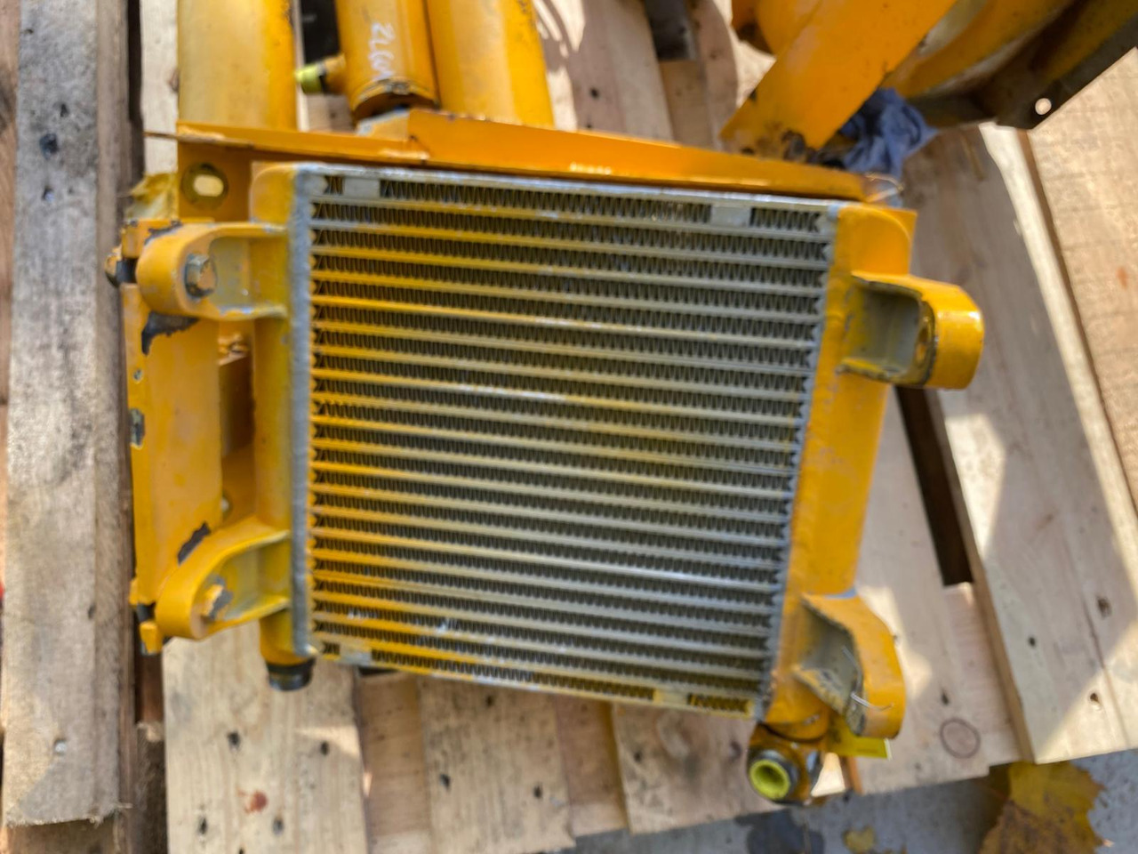 Zettelmeyer ZL 401, ZL 601 - מערכת קירור עבור מכונת בנייה: תמונה 3 Zettelmeyer ZL 401, ZL 601 - מערכת קירור עבור מכונת בנייה: תמונה 3