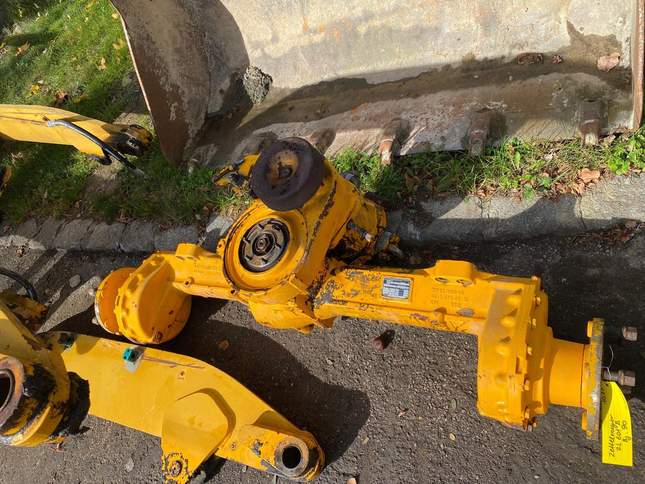 Zettelmeyer ZL 601 B ZF AV 225 - סרן וחלקים עבור מכונת בנייה: תמונה 1 Zettelmeyer ZL 601 B ZF AV 225 - סרן וחלקים עבור מכונת בנייה: תמונה 1