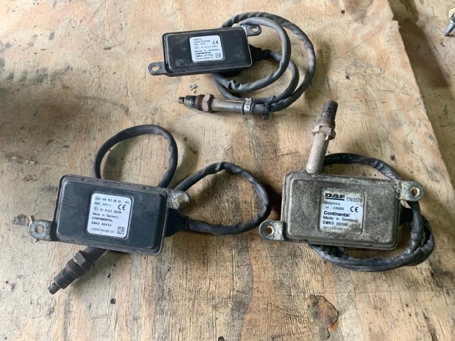 DAF Cummins 1793378 DAF XF MAN Mercedes Iveco - חיישן עבור משאית: תמונה 2 DAF Cummins 1793378 DAF XF MAN Mercedes Iveco - חיישן עבור משאית: תמונה 2