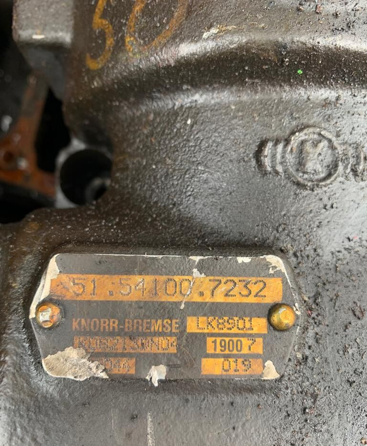 Knorr-Bremse MAN 51.54100.7273 MAN TGA TGX TGS truck - מדחס בלם אוויר עבור משאית: תמונה 3 Knorr-Bremse MAN 51.54100.7273 MAN TGA TGX TGS truck - מדחס בלם אוויר עבור משאית: תמונה 3