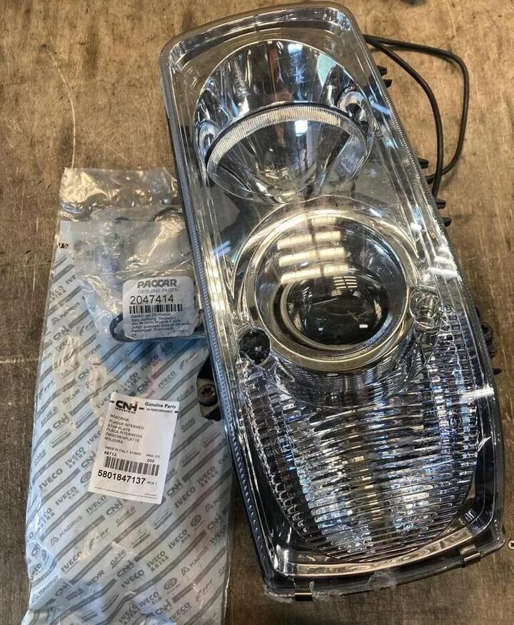 Nowa Lewa Lampa Daf XF 105 TD01-61-006XL - אורות/ תאורה עבור משאית: תמונה 1 Nowa Lewa Lampa Daf XF 105 TD01-61-006XL - אורות/ תאורה עבור משאית: תמונה 1