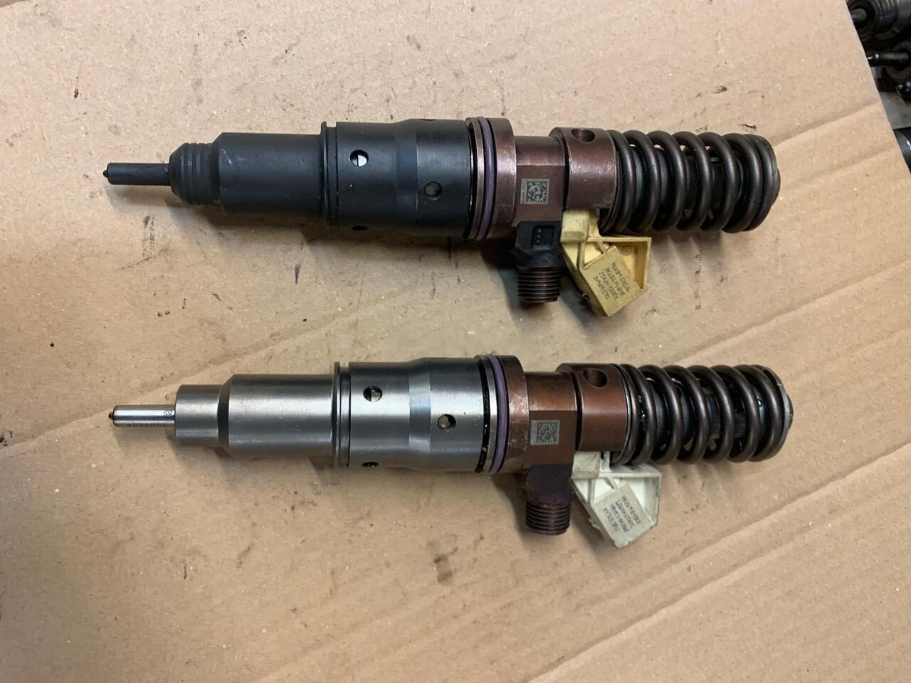 Pompo Volvo FM 4 do regeneracji 22282198 - מזרק עבור משאית: תמונה 1 Pompo Volvo FM 4 do regeneracji 22282198 - מזרק עבור משאית: תמונה 1