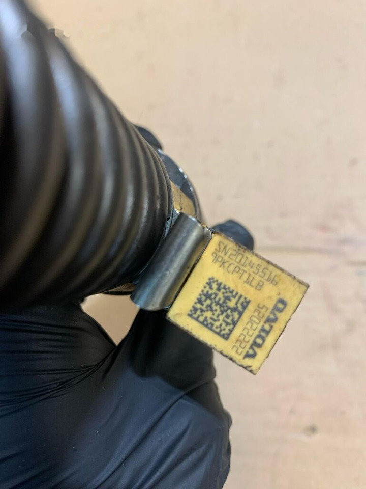 VOLVO Euro 5 22222025 4 piny do regeneracji 22222025 - מזרק עבור משאית: תמונה 2 VOLVO Euro 5 22222025 4 piny do regeneracji 22222025 - מזרק עבור משאית: תמונה 2