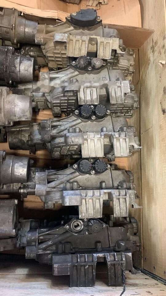 Wybierak Skrzyni Biegów Mercedes Actros MP4 A9612604863 / 421353 - שסתום הידרולי עבור משאית: תמונה 3 Wybierak Skrzyni Biegów Mercedes Actros MP4 A9612604863 / 421353 - שסתום הידרולי עבור משאית: תמונה 3