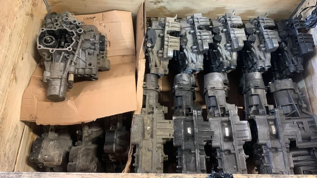 Wybierak Skrzyni Biegów Mercedes Actros MP4 A9612604863 / 421353 - שסתום הידרולי עבור משאית: תמונה 2 Wybierak Skrzyni Biegów Mercedes Actros MP4 A9612604863 / 421353 - שסתום הידרולי עבור משאית: תמונה 2