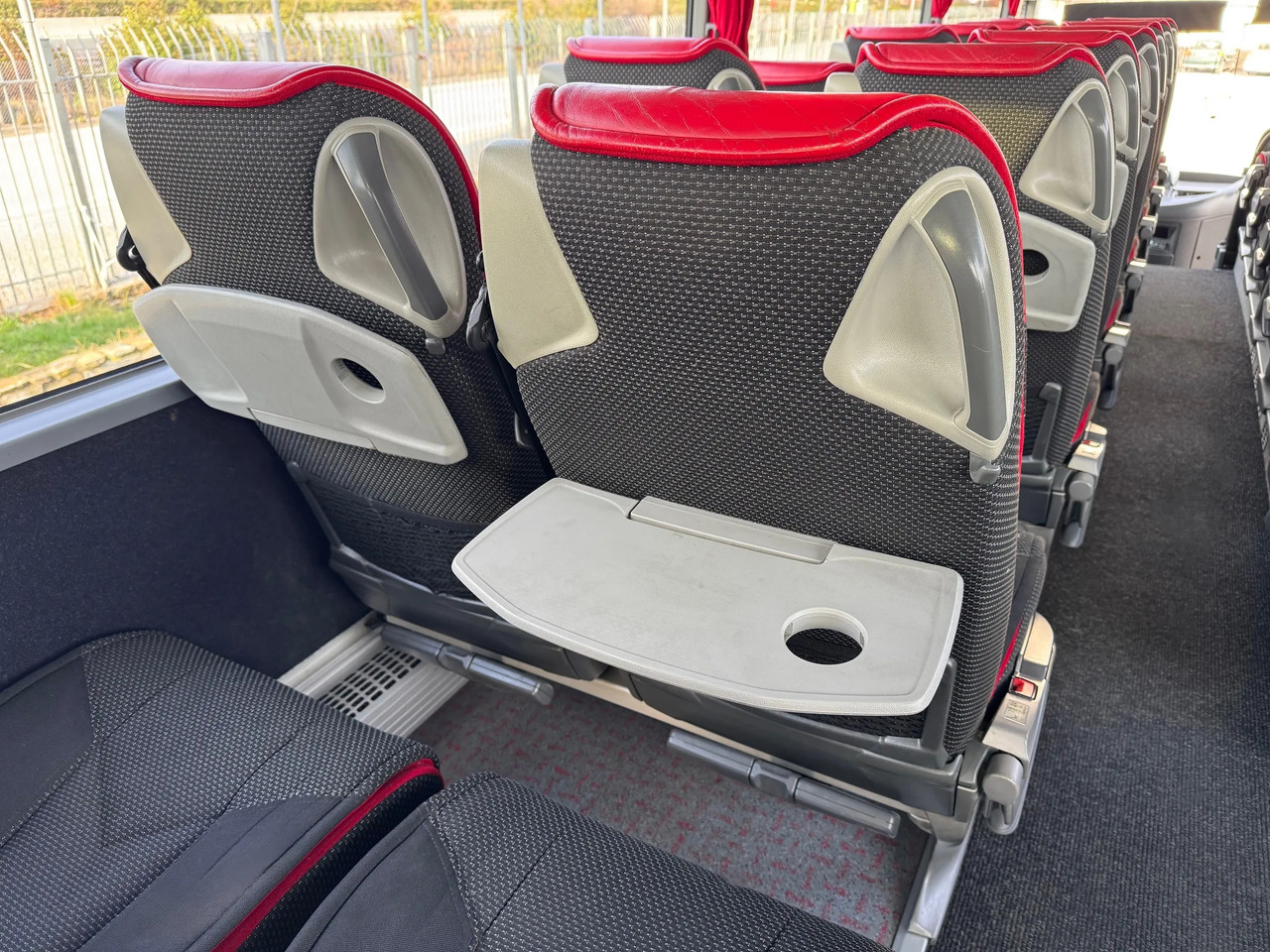 אוטובוס בין עירוני Mercedes-Benz Tourismo: תמונה 10