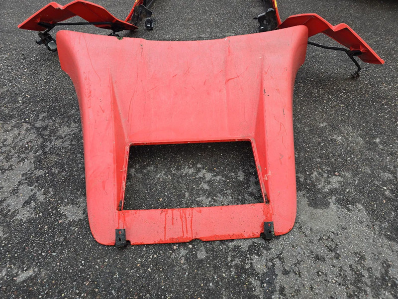 MAN TGX Spoiler - אווירודינמיקה/ ספוילר עבור משאית: תמונה 4 MAN TGX Spoiler - אווירודינמיקה/ ספוילר עבור משאית: תמונה 4