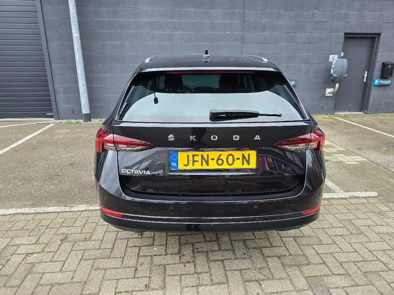 Škoda Octavia Combi 1.0 Benzine - מכונית: תמונה 5 Škoda Octavia Combi 1.0 Benzine - מכונית: תמונה 5
