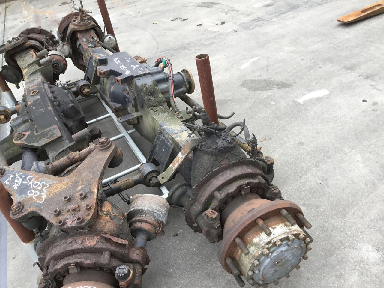 DAF SK 598 axle 5 - סרן וחלקים עבור עגורן נייד: תמונה 3 DAF SK 598 axle 5 - סרן וחלקים עבור עגורן נייד: תמונה 3