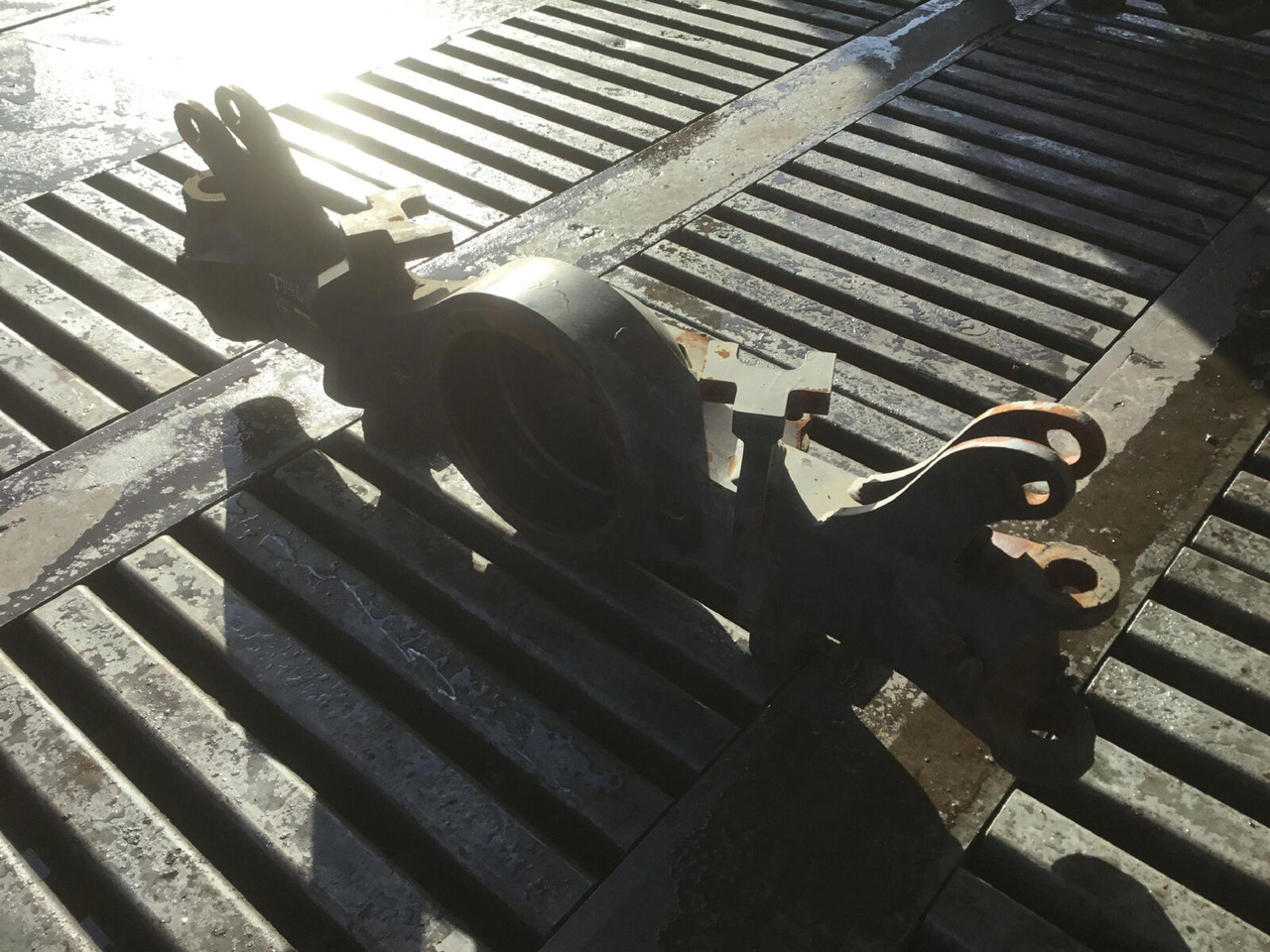 Demag AC 35 axle 2 - סרן וחלקים עבור עגורן נייד: תמונה 4 Demag AC 35 axle 2 - סרן וחלקים עבור עגורן נייד: תמונה 4