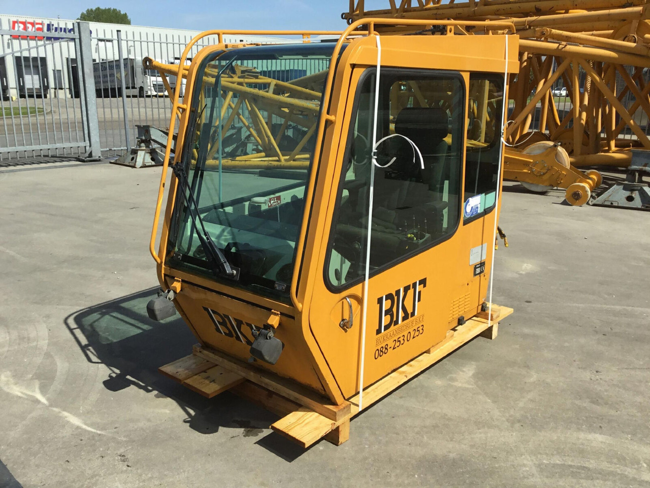 FAUN ATF 45-3 upper cabin - תא עבור עגורן נייד: תמונה 1 FAUN ATF 45-3 upper cabin - תא עבור עגורן נייד: תמונה 1