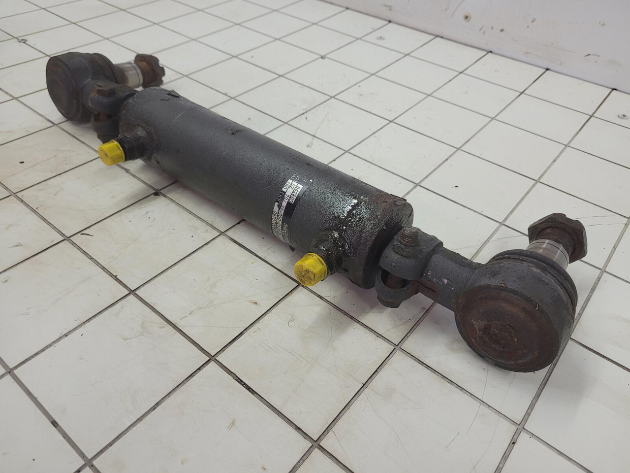 FAUN ATF 50G-3 steering cylinder - צילינדר הידרולי עבור עגורן נייד: תמונה 3 FAUN ATF 50G-3 steering cylinder - צילינדר הידרולי עבור עגורן נייד: תמונה 3